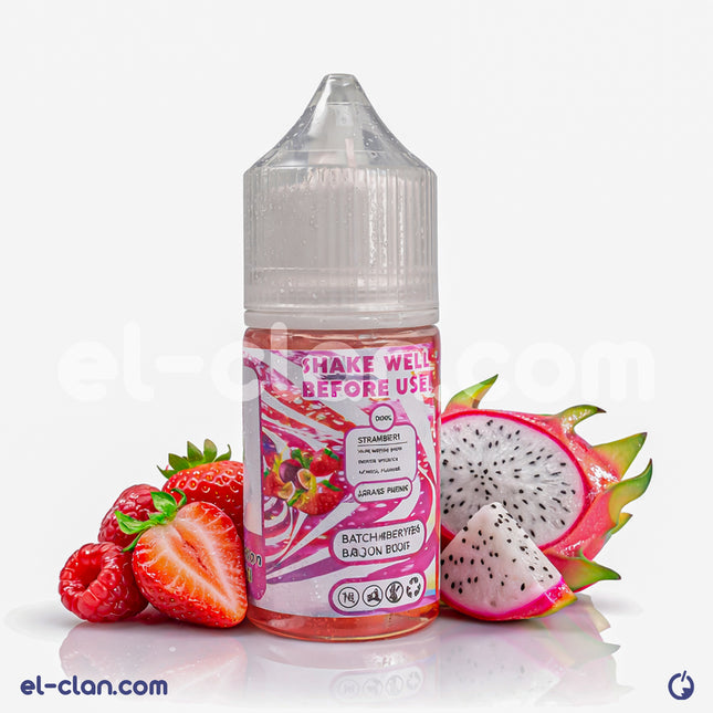 سائل فيب نكهة الفراولة والفاكهة الباشون من 8Ball E-Juice، عبوة 13 مل، يظهر على الصورة زجاجة السائل.