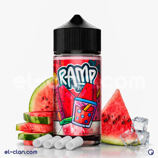 نقطة تبخير نكهة لبان بطيخ من Ramp E-Juice فيب ليكويد محلي مع عبوة زجاجية واضحة وملونة على خلفية نظيفة.