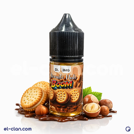 بسكوت مكسرات من Boom E-Juice فيب ليكويد محلي بنكهة المكسرات والفيب، يظهر في الصورة مع عبوة المنتج