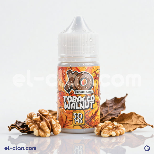 نقطة فيب ليكويد XO SaltNic بنكهة توباكو عين الجمل من XO E-Liquid تظهر زجاجة سائلة مع عبوة التوابل والجوز